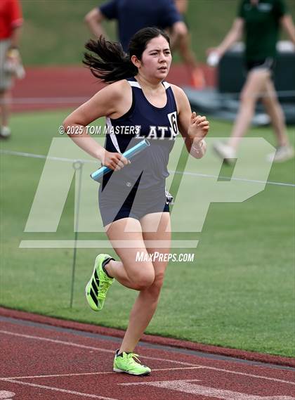 Thumbnail 2 in NCISAA D1 Championship (4x800) photogallery.
