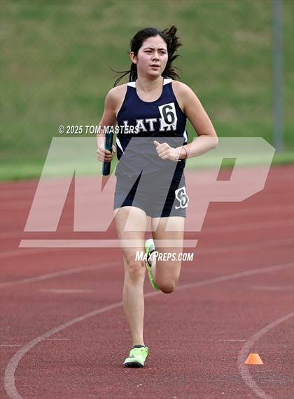 Thumbnail 2 in NCISAA D1 Championship (4x800) photogallery.