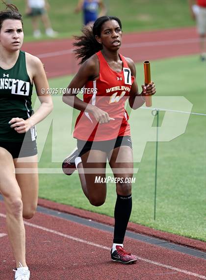 Thumbnail 3 in NCISAA D1 Championship (4x800) photogallery.