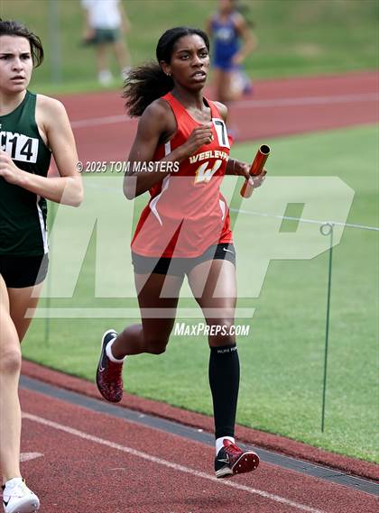 Thumbnail 2 in NCISAA D1 Championship (4x800) photogallery.