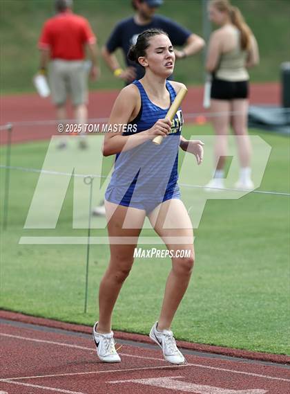 Thumbnail 2 in NCISAA D1 Championship (4x800) photogallery.