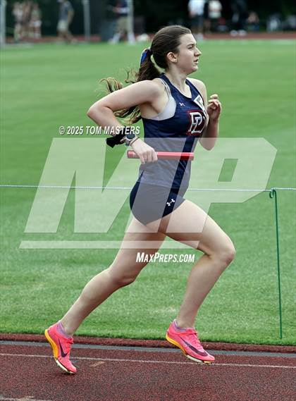 Thumbnail 2 in NCISAA D1 Championship (4x800) photogallery.