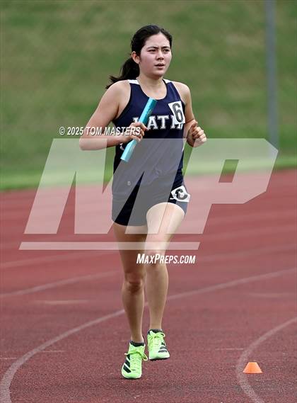 Thumbnail 3 in NCISAA D1 Championship (4x800) photogallery.