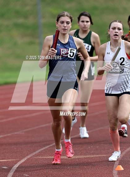 Thumbnail 3 in NCISAA D1 Championship (4x800) photogallery.