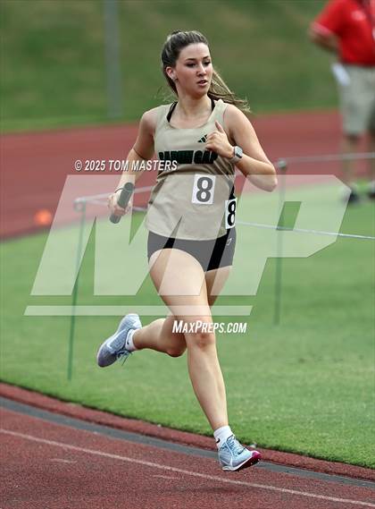 Thumbnail 2 in NCISAA D1 Championship (4x800) photogallery.