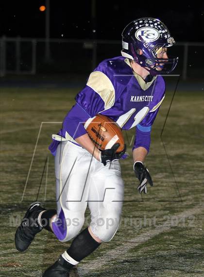 Thumbnail 2 in Chestnut Ridge vs. Karns City (PIAA Class AA 1st Round) photogallery.