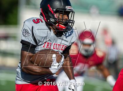 Thumbnail 2 in Tri-Cities vs. Johns Creek (Scrimmage)  photogallery.