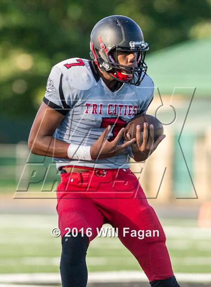 Thumbnail 3 in Tri-Cities vs. Johns Creek (Scrimmage)  photogallery.