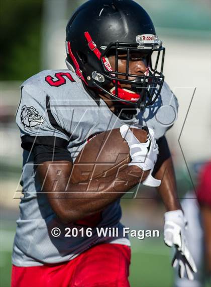 Thumbnail 1 in Tri-Cities vs. Johns Creek (Scrimmage)  photogallery.