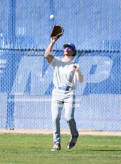 Thumbnail 2 in IMG Academy Black vs. O'Connor (Coach Bob Invitational)   photogallery.