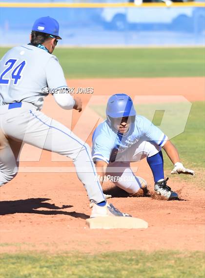 Thumbnail 3 in IMG Academy Black vs. O'Connor (Coach Bob Invitational)   photogallery.
