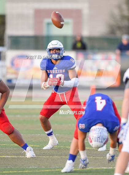 Thumbnail 3 in Reno vs. Reed (NIAA 4A Semifinal) photogallery.