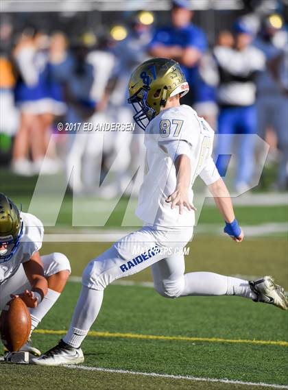 Thumbnail 2 in Reno vs. Reed (NIAA 4A Semifinal) photogallery.