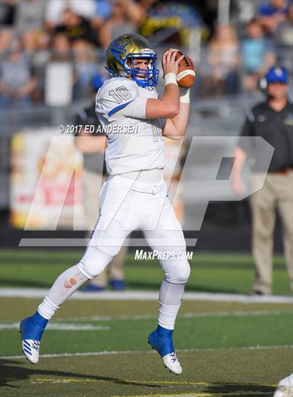 Thumbnail 2 in Reno vs. Reed (NIAA 4A Semifinal) photogallery.