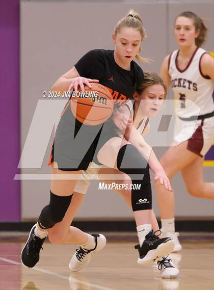 Thumbnail 1 in Paris vs Tolono Unity (IHSA 2A Regional Final) photogallery.