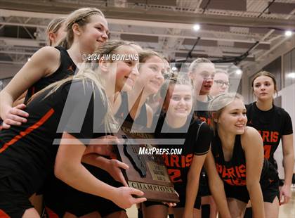 Thumbnail 1 in Paris vs Tolono Unity (IHSA 2A Regional Final) photogallery.