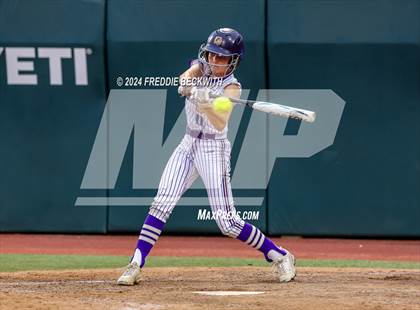 Thumbnail 2 in Shiner vs. Crawford (UIL 2A Softball Semifinal) photogallery.