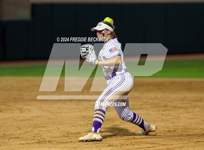 Thumbnail 1 in Shiner vs. Crawford (UIL 2A Softball Semifinal) photogallery.