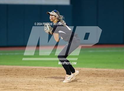 Thumbnail 3 in Shiner vs. Crawford (UIL 2A Softball Semifinal) photogallery.