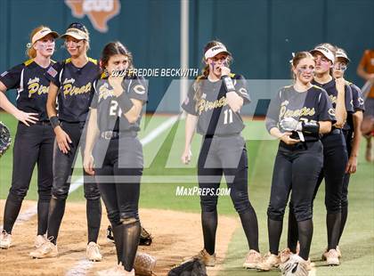 Thumbnail 1 in Shiner vs. Crawford (UIL 2A Softball Semifinal) photogallery.