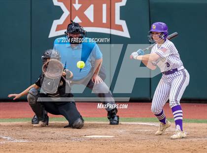 Thumbnail 3 in Shiner vs. Crawford (UIL 2A Softball Semifinal) photogallery.