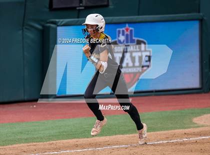 Thumbnail 3 in Shiner vs. Crawford (UIL 2A Softball Semifinal) photogallery.