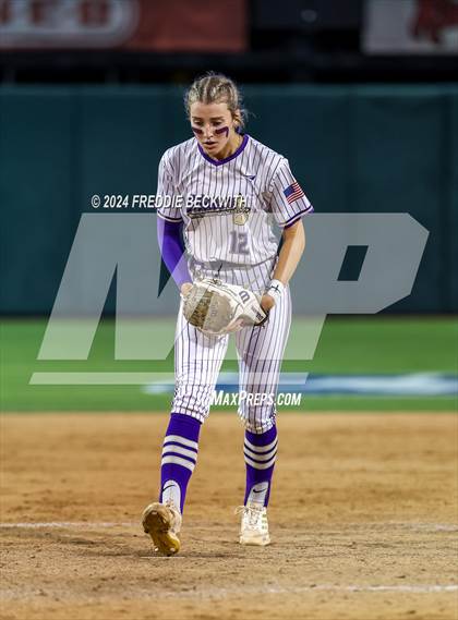Thumbnail 3 in Shiner vs. Crawford (UIL 2A Softball Semifinal) photogallery.