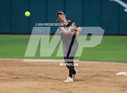 Thumbnail 1 in Shiner vs. Crawford (UIL 2A Softball Semifinal) photogallery.