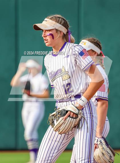 Thumbnail 2 in Shiner vs. Crawford (UIL 2A Softball Semifinal) photogallery.