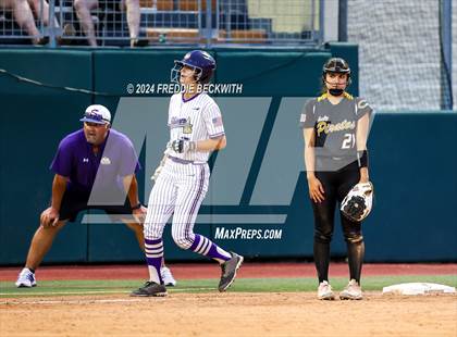 Thumbnail 2 in Shiner vs. Crawford (UIL 2A Softball Semifinal) photogallery.
