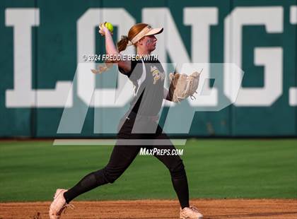 Thumbnail 3 in Shiner vs. Crawford (UIL 2A Softball Semifinal) photogallery.