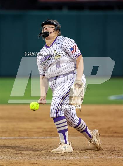 Thumbnail 3 in Shiner vs. Crawford (UIL 2A Softball Semifinal) photogallery.