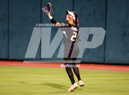 Thumbnail 1 in Shiner vs. Crawford (UIL 2A Softball Semifinal) photogallery.