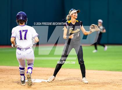 Thumbnail 3 in Shiner vs. Crawford (UIL 2A Softball Semifinal) photogallery.