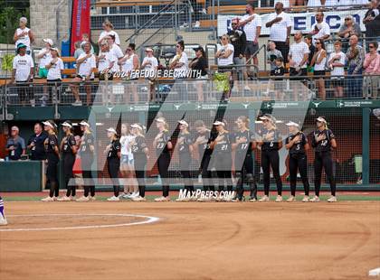 Thumbnail 3 in Shiner vs. Crawford (UIL 2A Softball Semifinal) photogallery.