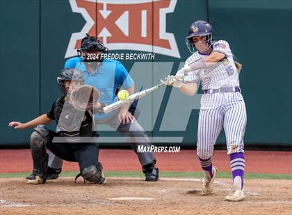 Thumbnail 2 in Shiner vs. Crawford (UIL 2A Softball Semifinal) photogallery.