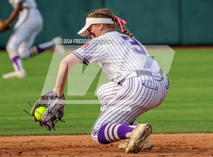 Thumbnail 3 in Shiner vs. Crawford (UIL 2A Softball Semifinal) photogallery.