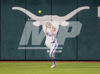 Thumbnail 2 in Shiner vs. Crawford (UIL 2A Softball Semifinal) photogallery.
