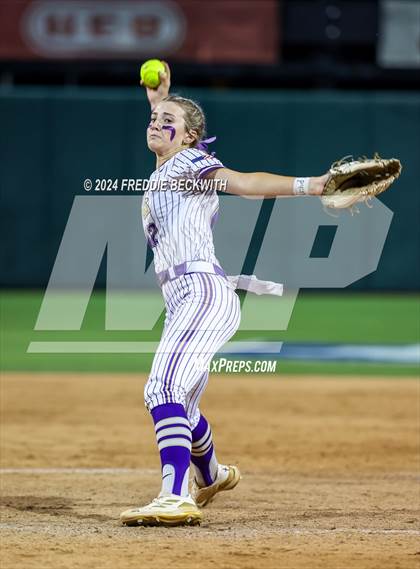 Thumbnail 1 in Shiner vs. Crawford (UIL 2A Softball Semifinal) photogallery.