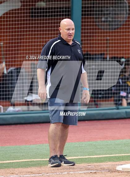 Thumbnail 2 in Shiner vs. Crawford (UIL 2A Softball Semifinal) photogallery.