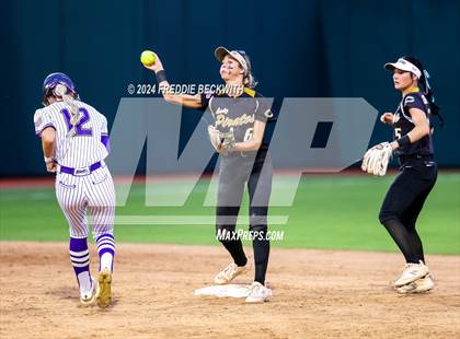 Thumbnail 2 in Shiner vs. Crawford (UIL 2A Softball Semifinal) photogallery.