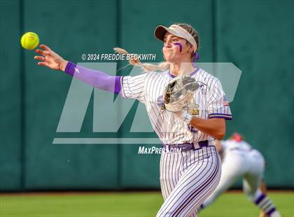 Thumbnail 2 in Shiner vs. Crawford (UIL 2A Softball Semifinal) photogallery.
