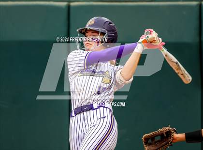 Thumbnail 1 in Shiner vs. Crawford (UIL 2A Softball Semifinal) photogallery.