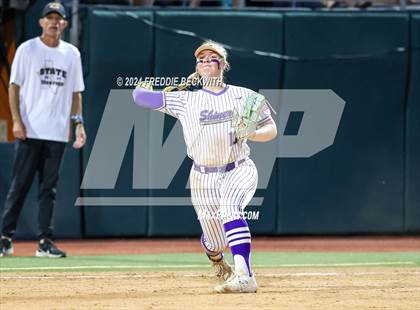 Thumbnail 3 in Shiner vs. Crawford (UIL 2A Softball Semifinal) photogallery.