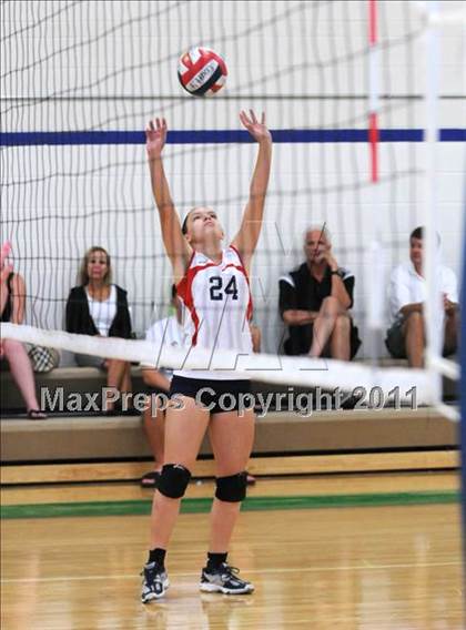 Thumbnail 3 in Sacred Heart vs. Edison (2010 Durango Fall Classic) photogallery.