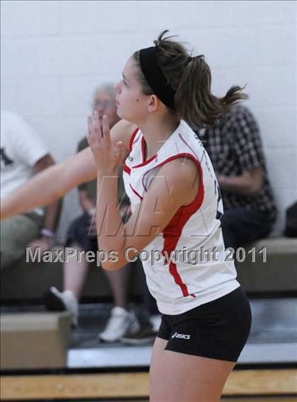 Thumbnail 3 in Sacred Heart vs. Edison (2010 Durango Fall Classic) photogallery.