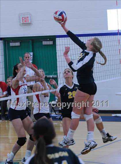 Thumbnail 3 in Sacred Heart vs. Edison (2010 Durango Fall Classic) photogallery.