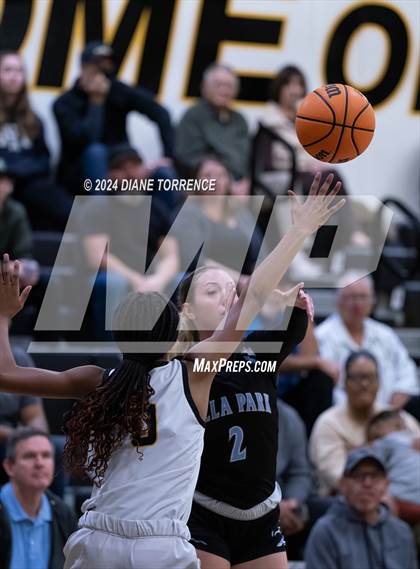 Thumbnail 3 in Villa Park @ Foothill photogallery.