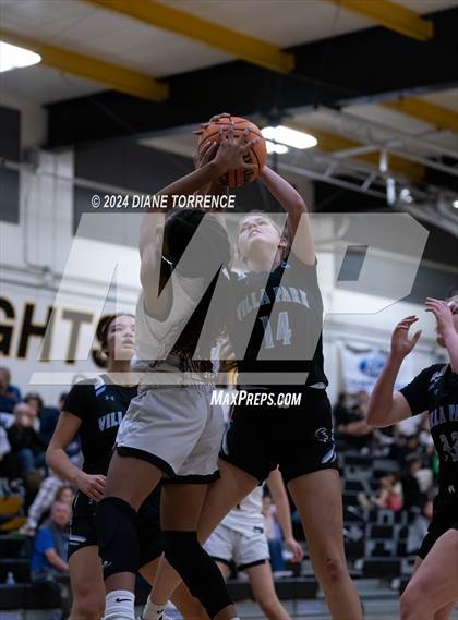 Thumbnail 1 in Villa Park @ Foothill photogallery.