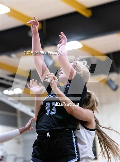 Thumbnail 3 in Villa Park @ Foothill photogallery.